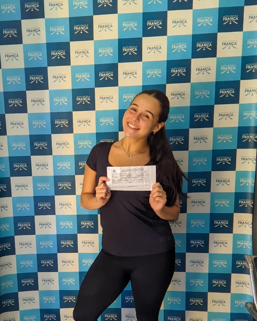 Aluno aprovado na Auto Escola França